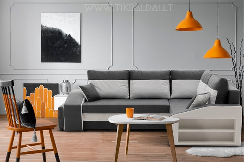 Kampas Grantas III su lentyna ir pufais